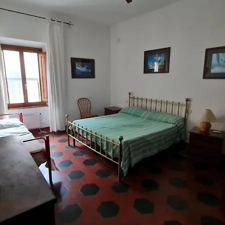 Torre Di 5 * פופולוניה